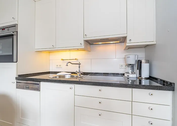 Alice, App 36-14 * Westerland