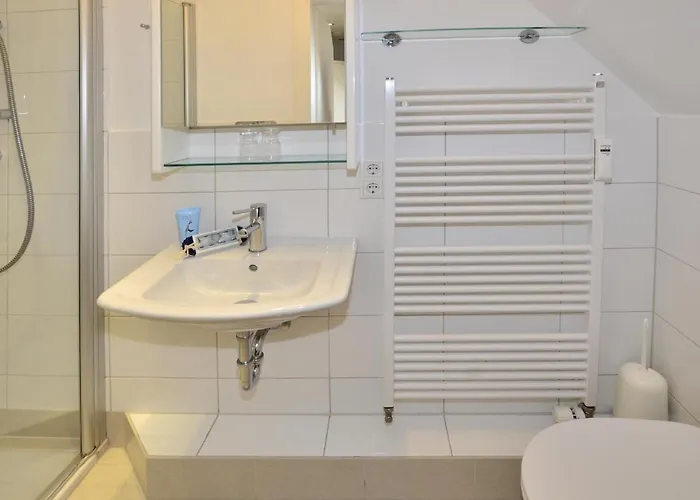 Alice, App 36-14 Westerland